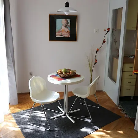 Supercozy Апартаменти Скоп'є